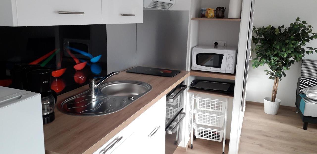 L'Escale Au Coteau Apartment Sucé Екстериор снимка
